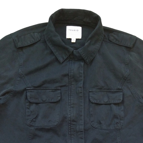 Torrid Black Twill Embellished Shacket 100% Cotton Roll Tab Sleeve Utility - Picture 6 of 10